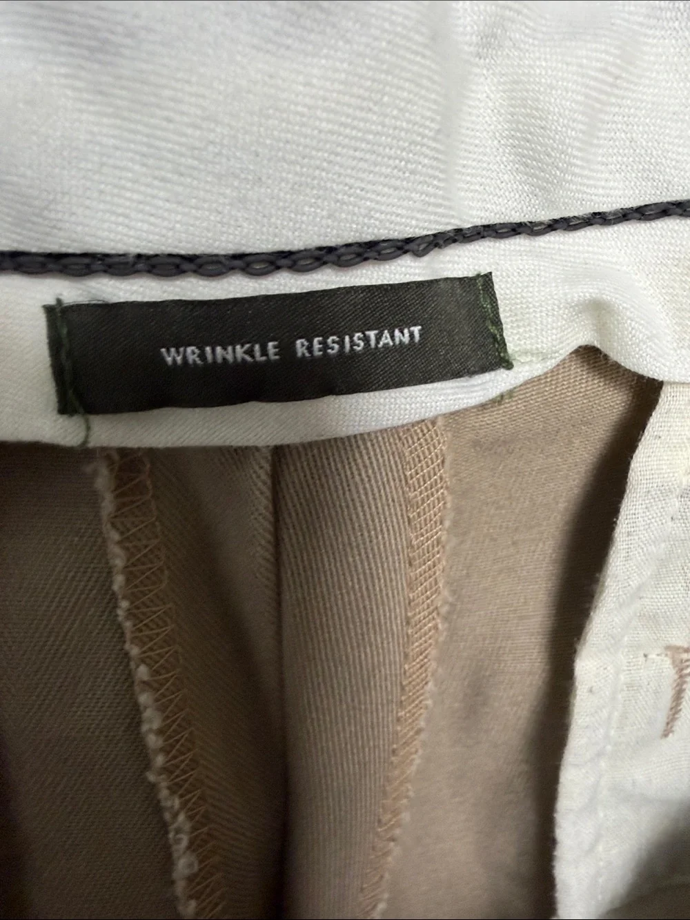 Eddie Bauer Men's Chino Pants in Khaki Tan 38-34